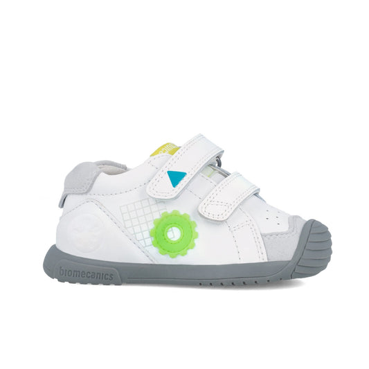 Adidasi Primii Pasi pentru Copii Biomecanics 241128, alb