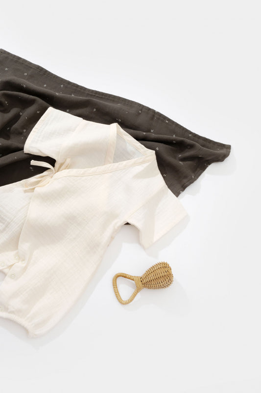 Salopeta petrecuta din muselina, BabyCosy, 100% bumbac organic, Ecru