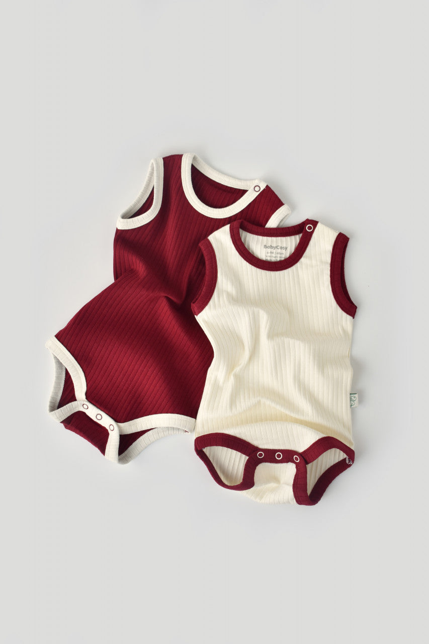 Set 2 body-uri fara maneci Ribana Bebe Unisex din bumbac organic si 5%elastan - Ecru/Bordo BabyCosy