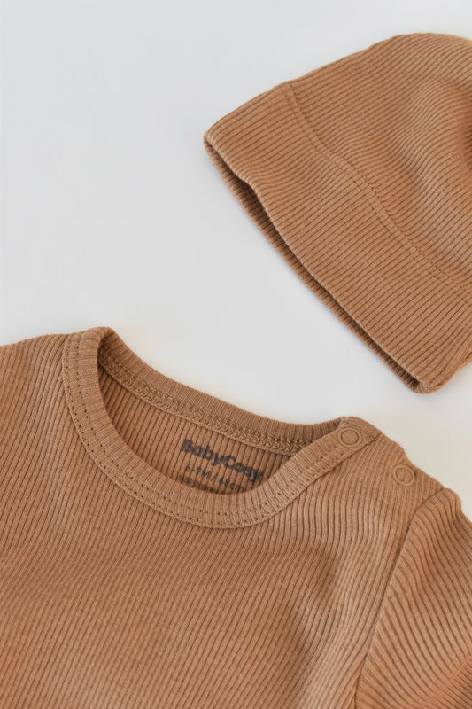 Set 3 piese: body cu maneca lunga, pantaloni lungi si caciulita din bumbac organic si modal - Maro BabyCosy