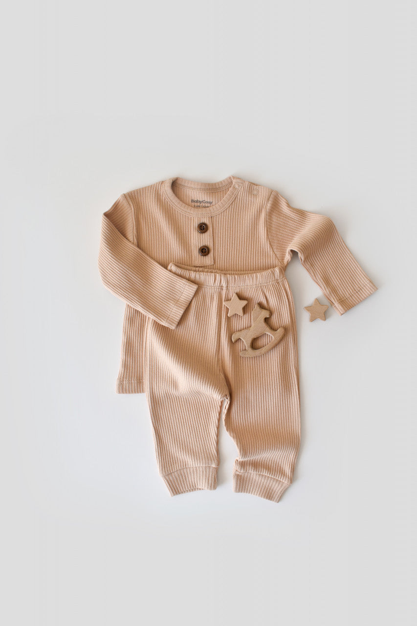 Set bluzita cu maneca lunga si pantaloni lungi din bumbac organic si modal - Somon BabyCosy