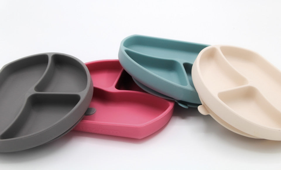 Farfurie din silicon cu 3 compartimente pentru auto-diversificare BabyJem