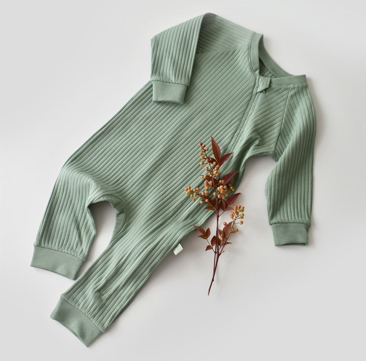 Salopeta cu fermoar cu maneca lunga si pantaloni lungi din 95%bumbac organic si 5% elastan - Verde BabyCosy