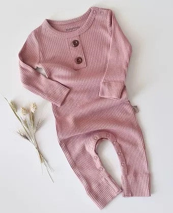 Salopeta cu maneca lunga si pantaloni lungi din bumbac organic si modal - Roz BabyCosy