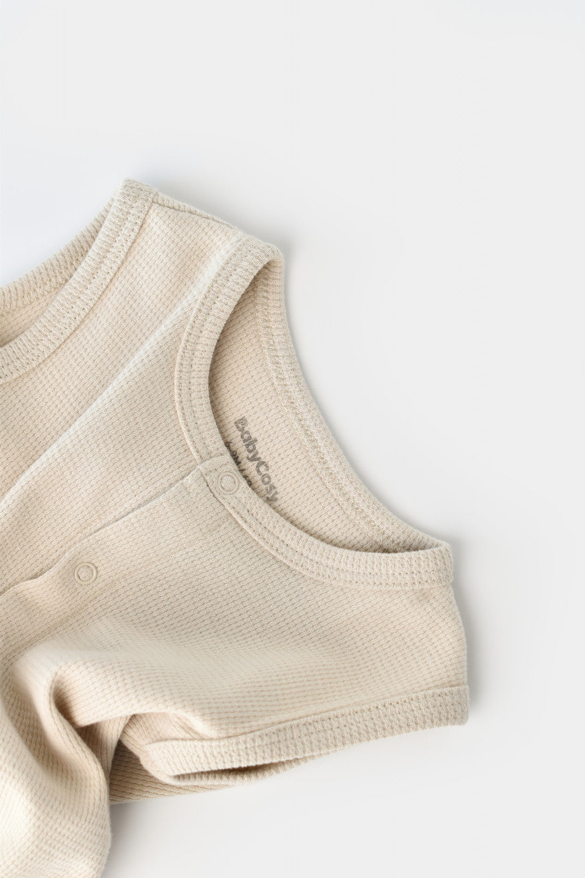 Salopeta fara maneci si pantaloni scurti - 100% bumbac organic - Stone, BabyCosy