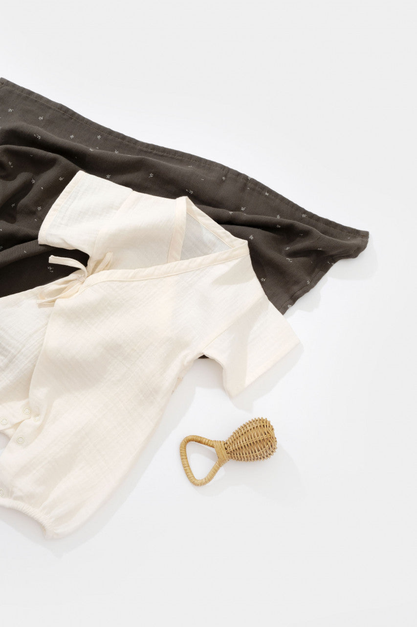 Salopeta petrecuta din muselina, BabyCosy, 100% bumbac organic, Ecru