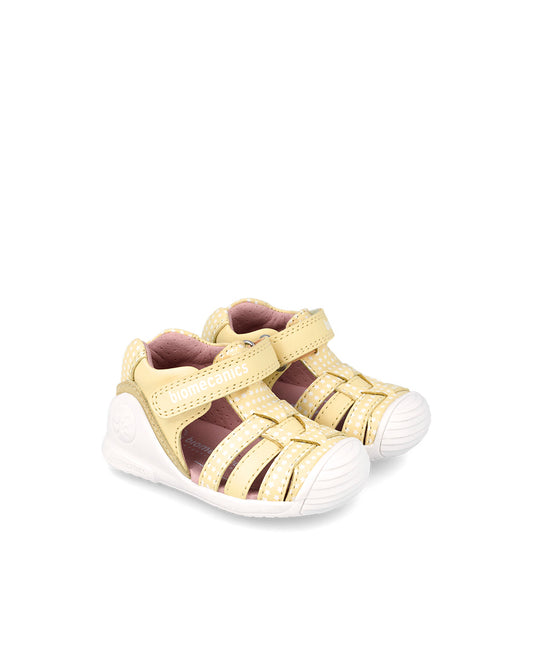 Sandale Primii Pasi pentru Copii Biomecanics, vanila