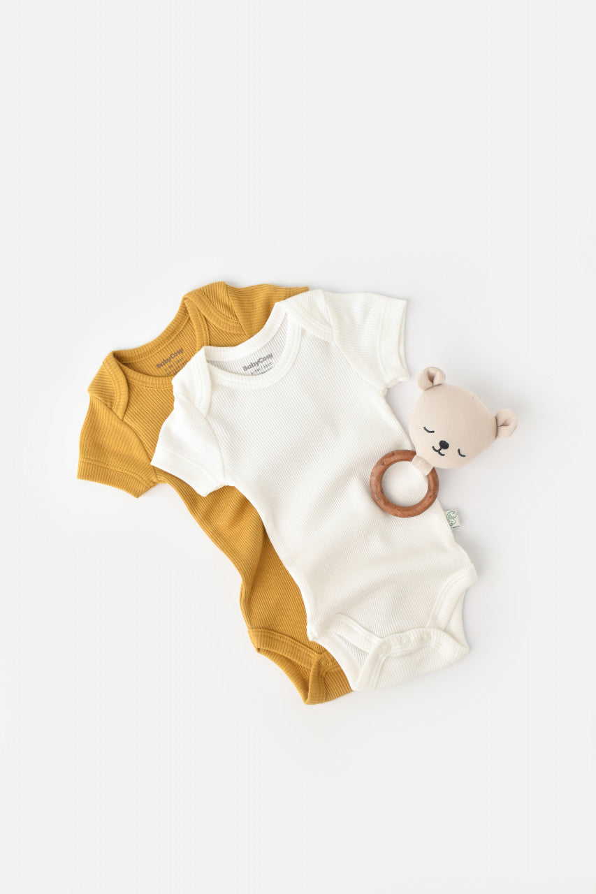 Set 2 body-uri bebe unisex din bumbac organic si modal - Mustar/Ecru, BabyCosy