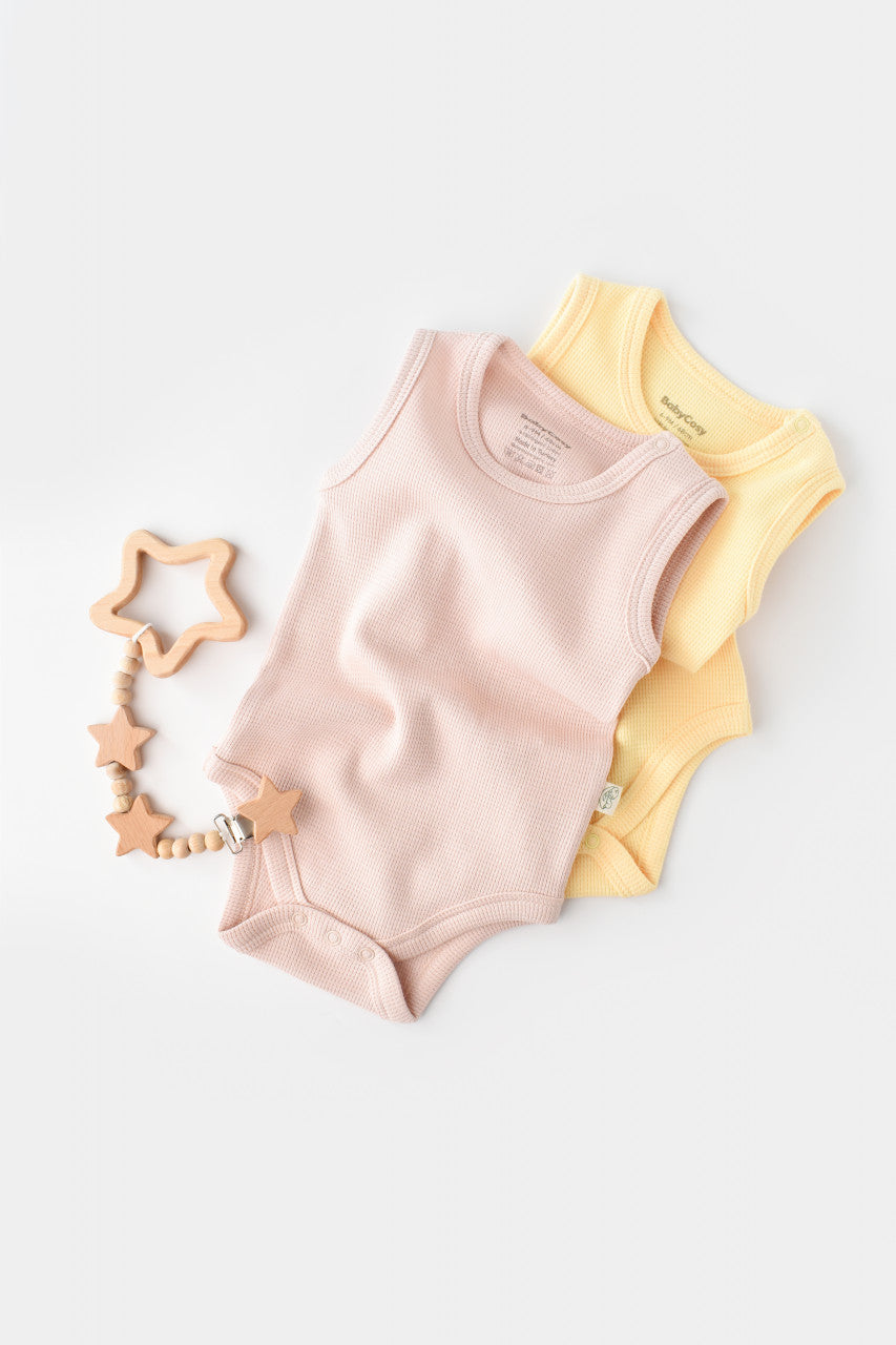 Set 2 body-uri fara maneci bebe unisex -100% bumbac organic - Galben/Roz, BabyCosy