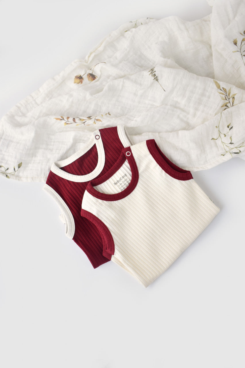 Set 2 body-uri fara maneci Ribana Bebe Unisex din bumbac organic si 5%elastan - Ecru/Bordo BabyCosy