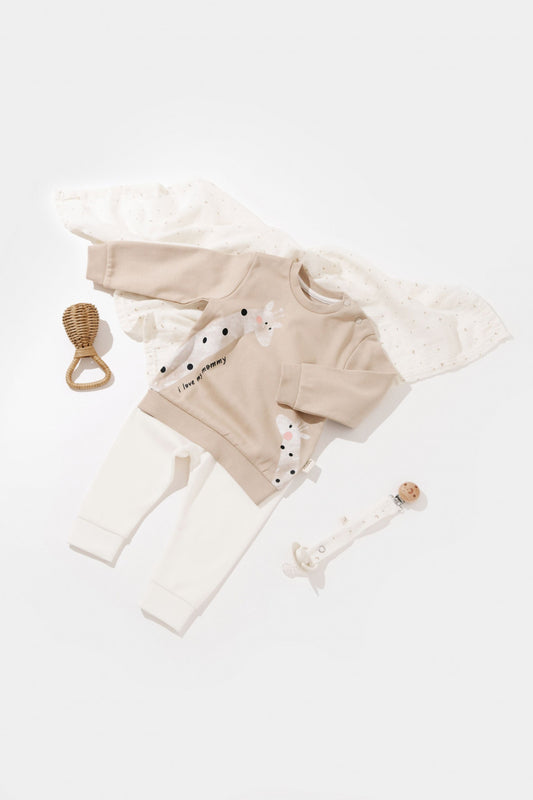 Set bluzita cu maneca lunga si pantaloni lungi cu buline Girafa, BabyCosy, 100% bumbac organic, Mink