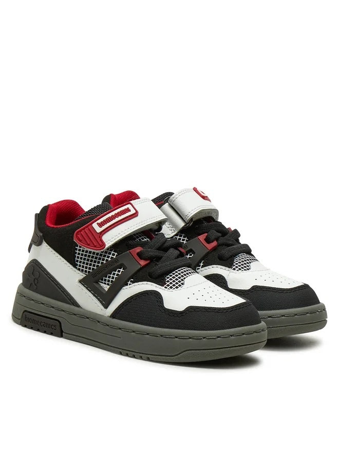 Sneakersi pentru copii, Biomecanics